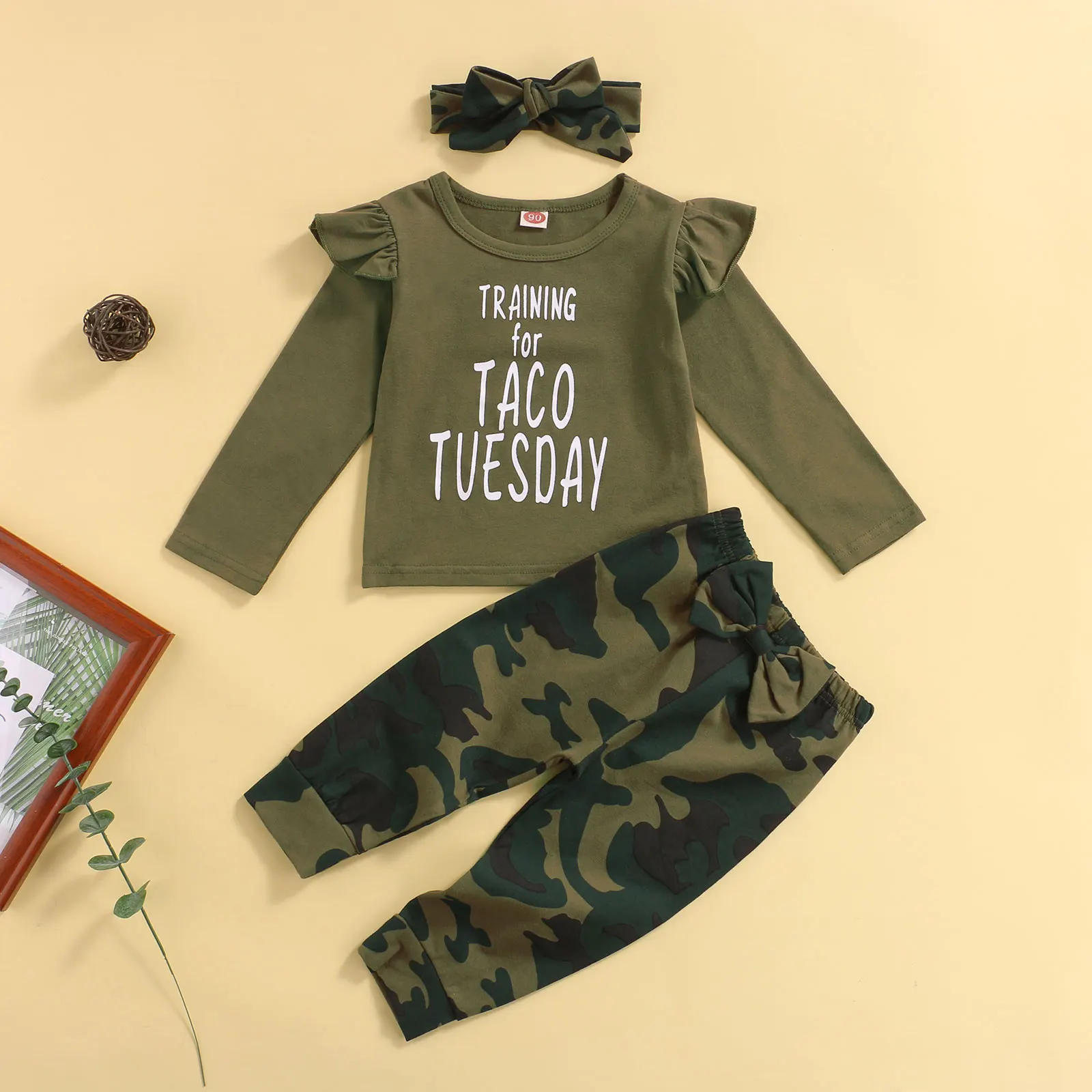

3 Pieces Kids Suit Set, Girls Letter Print O-Neck Long Sleeve Tops+ Camouflage Print Long Pants+ Headband