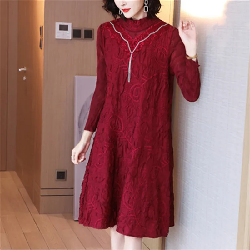 Miyake высококачественное платье с вышивкой большой размер плиссированное весна 2021