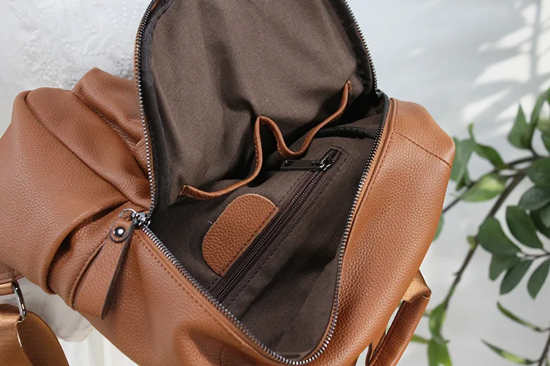 

2020 New Backpack Simple Casual Imported First Layer Cowhide Soft Leather Large Capacity Student Bag