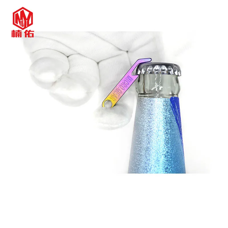

Titanium Alloy Wine Opener Mini Portable Wine Opener Color Silver EDC Corkscrew