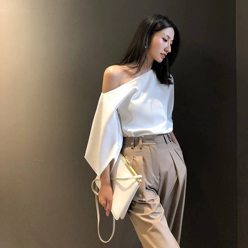 

Asymmetrical Shirt Women Fashion Blouses 2021 Sexy Off Shoulder Top White Korean Enegant Blouse Shirt Clothing Mujer