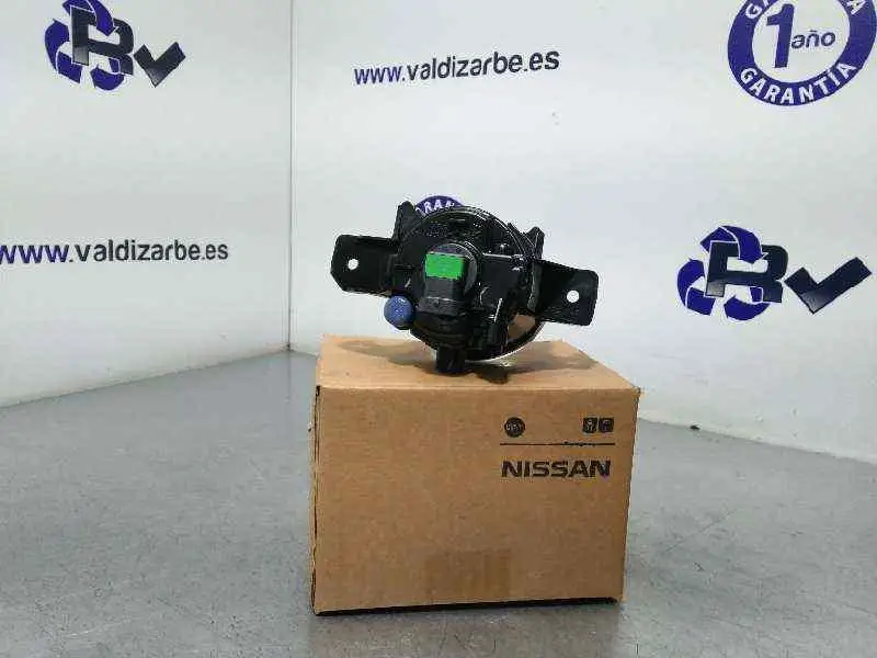2615589905/89202715/3935858/левая противотуманная фара для NISSAN first saloon (P12) ACENTA | 01 03 12 05 1