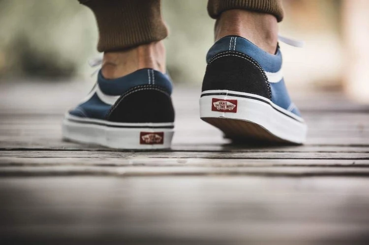 Аутентичные VANS OLD SKOOL спортивная обувь для скейтбординга Мужская и женская уличная спортивная классическая обувь для отдыха унисекс VN000D3HY28
