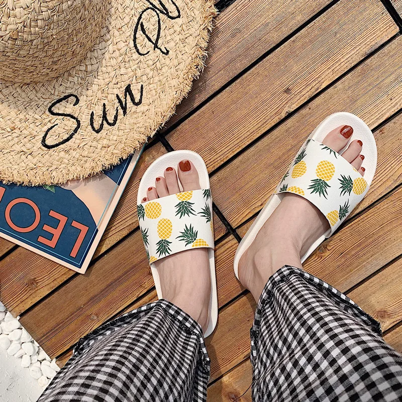 

2021 summer new small fresh fruit pineapple slippers outer wear tide sandals and slippers women summer