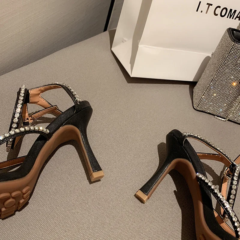 

35-42 Size Fashion Summer Sandals Shoes New 2021 Thin Heels Slides Female Chain High Heels Casual Shoes For Ladies Sandals