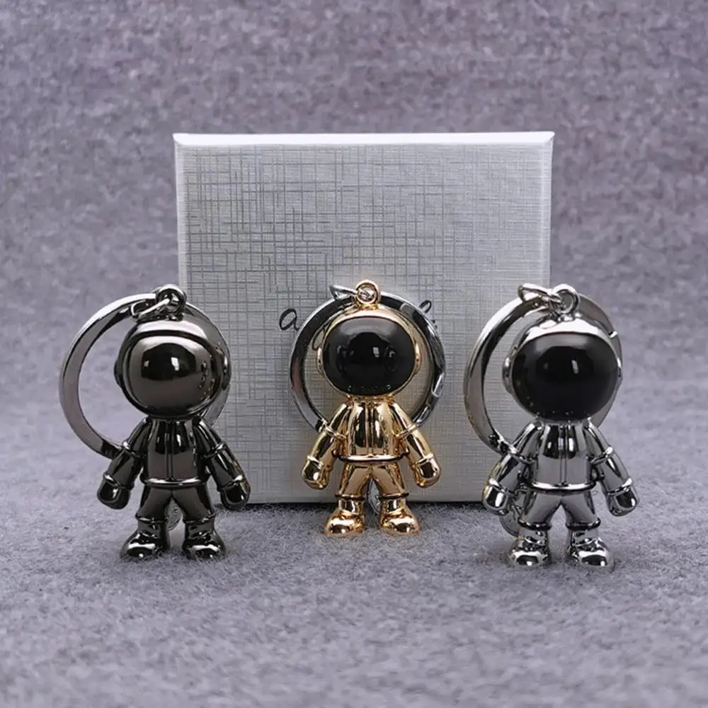 

Lovely 3D Astronaut Key Chain Space Robot Keychains Zinc Alloy Car Key Ring Key Holder Pendant Gifts Keychain