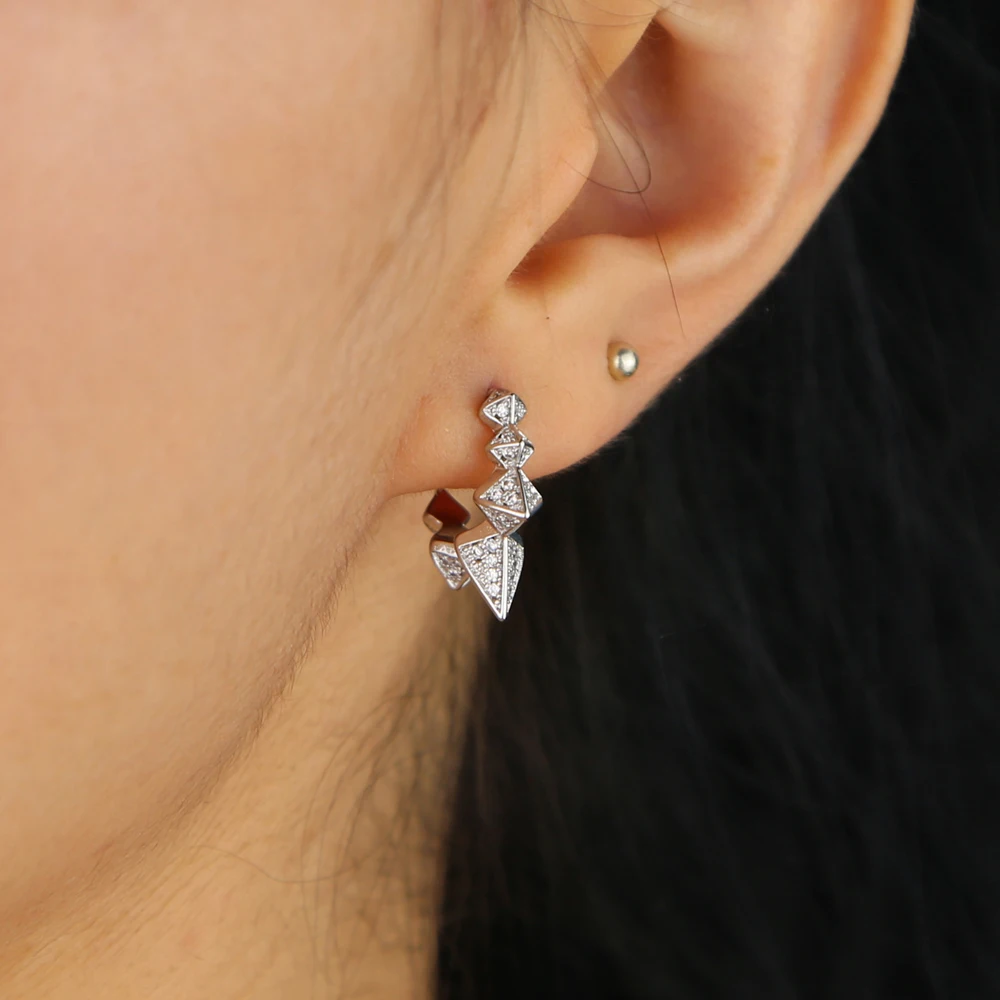 Оптовая продажа Модные женские ювелирные изделия Круглые серьги гвоздики с