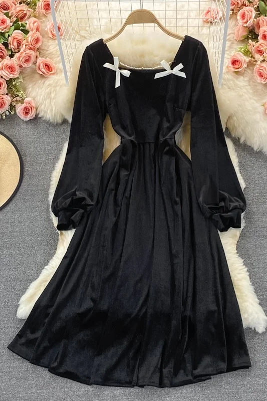 

Autumn and winter new palace style bubble sleeve velvet square neck dress French Hepburn dress large swing dress