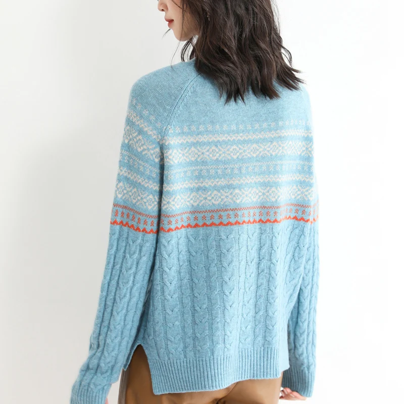 Новинка Осень-зима 2021 вязаный свитер в фольклорном стиле с полувысоким воротом
