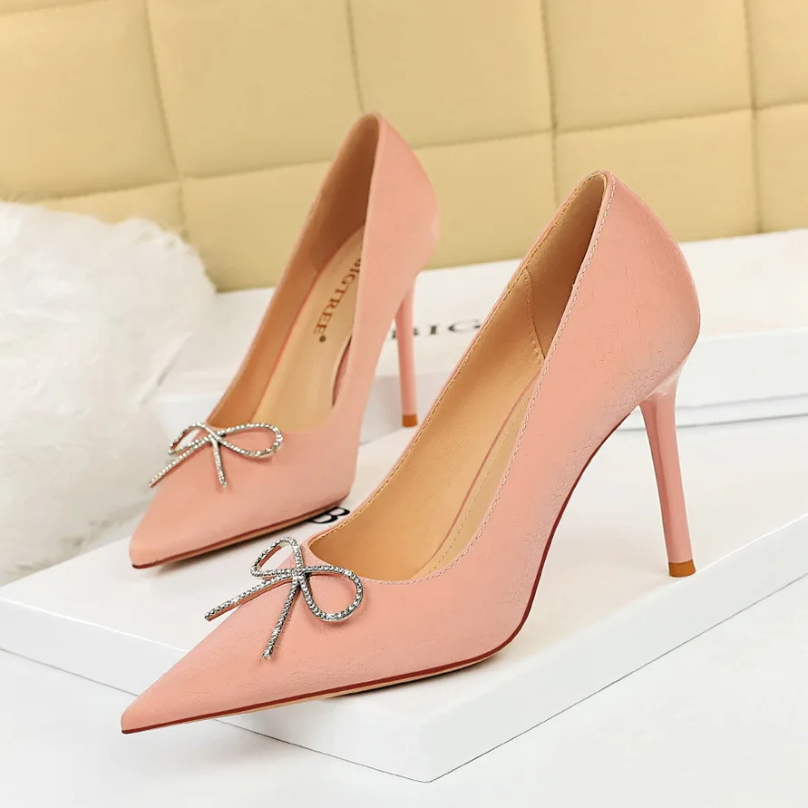 

Bigtree Red Wedding Shoes Women Pumps Metal Belt Buckle Shallow Sexy Party Shoes Pointed Toe High Heels Suede Lady Shoes Plus 43