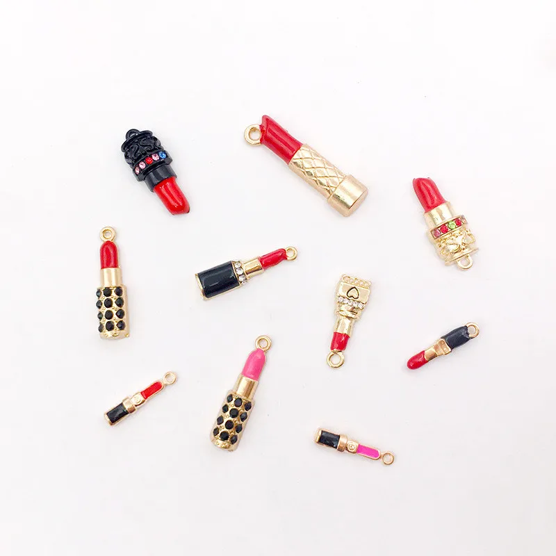 Красный 33 шт эмалированный макияж амулеты смешанные женские губные помады сплав