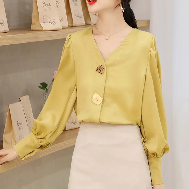 

SEXY ETOSELL Big Button Long-sleeved Blouse V-neck Shirt Women Long Sleeves Sweet Blouses