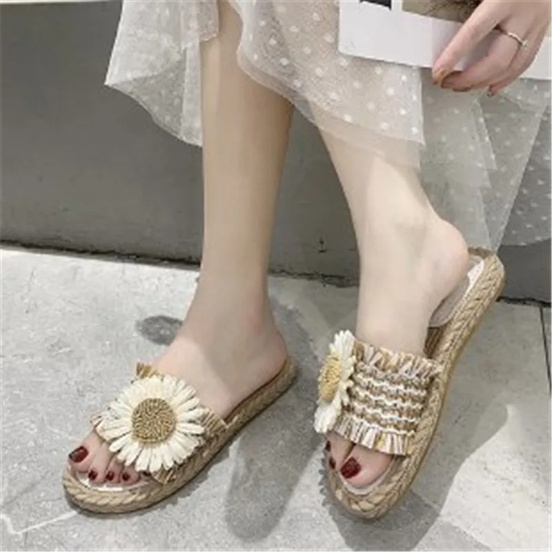 

2021 European and American ladies plus size round head flat breathable beach slippers 1799