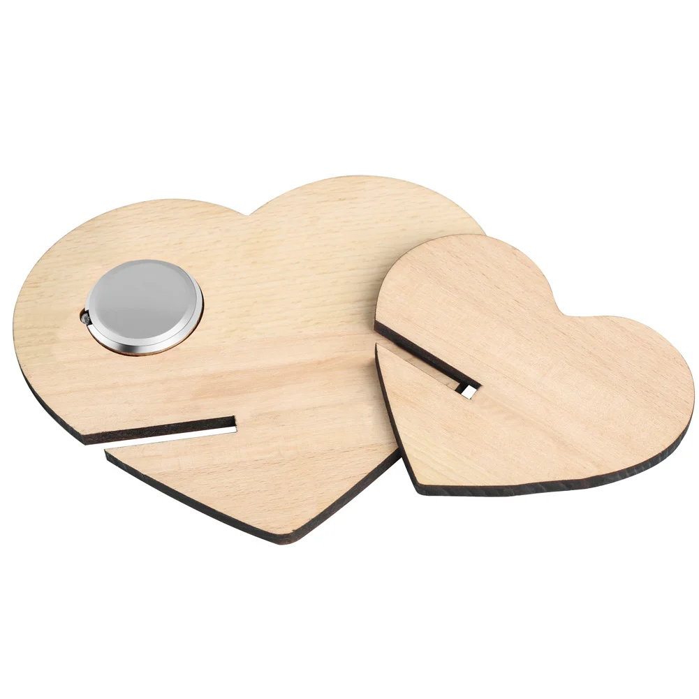 

Wood Table Clock for Home Decoration Creative Heart Shape Printed Text Desk Clocks Small Luminous Dial Unisex Gifts Reloj Mesa