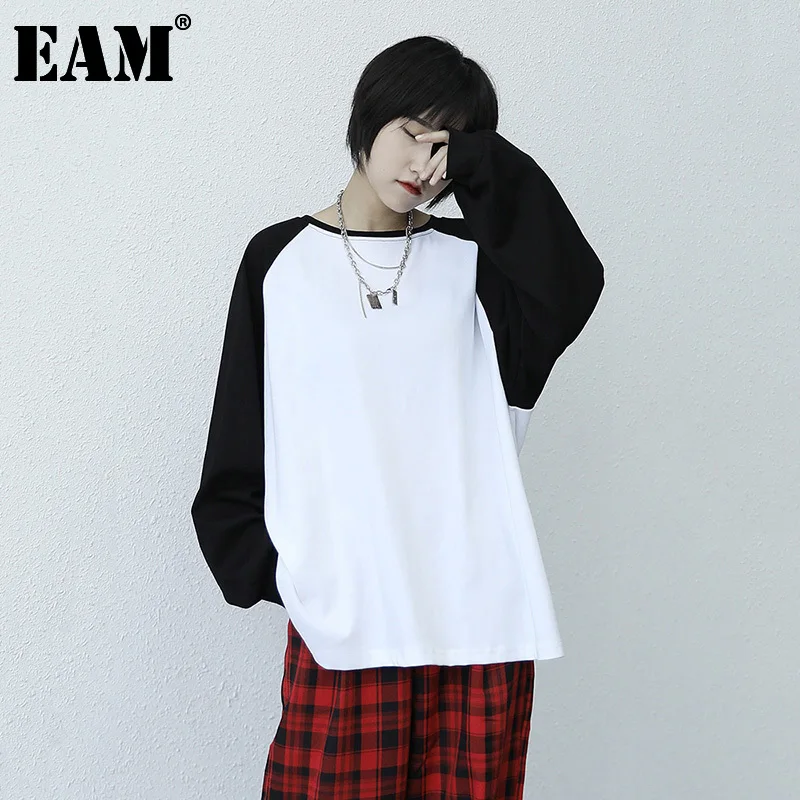 

[EAM] Женская Черно-белая футболка большого размера с контрастными соединениями, новая модная футболка с круглым вырезом и длинными рукавами,...