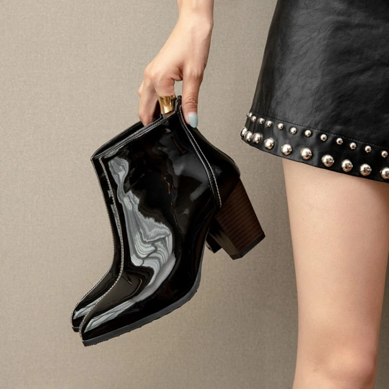 

Plus Size Women Ankle Boots Platform zipper High Heel Women Boots Autumn winter Solid Color Pointed Toe Sexy Ladies Shoes 20-67