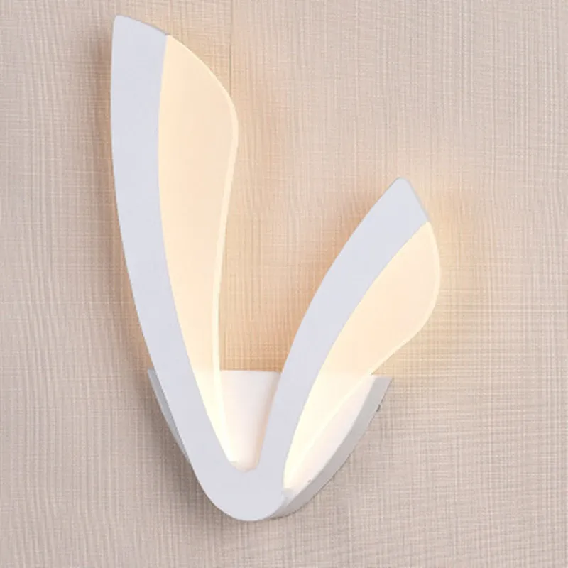 

Modern and stylish LED wall light Creative design LED bedside wall light LED aisle stair wall light