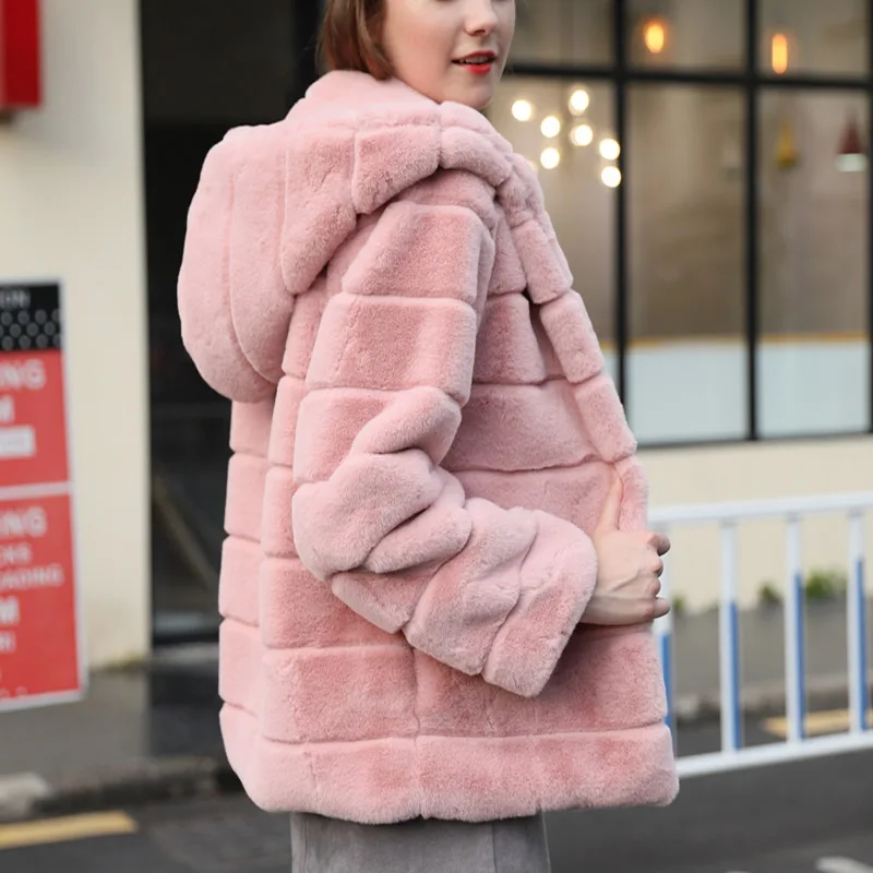 Модная женская куртка из искусственного меха тонкая стеганая верхняя одежда