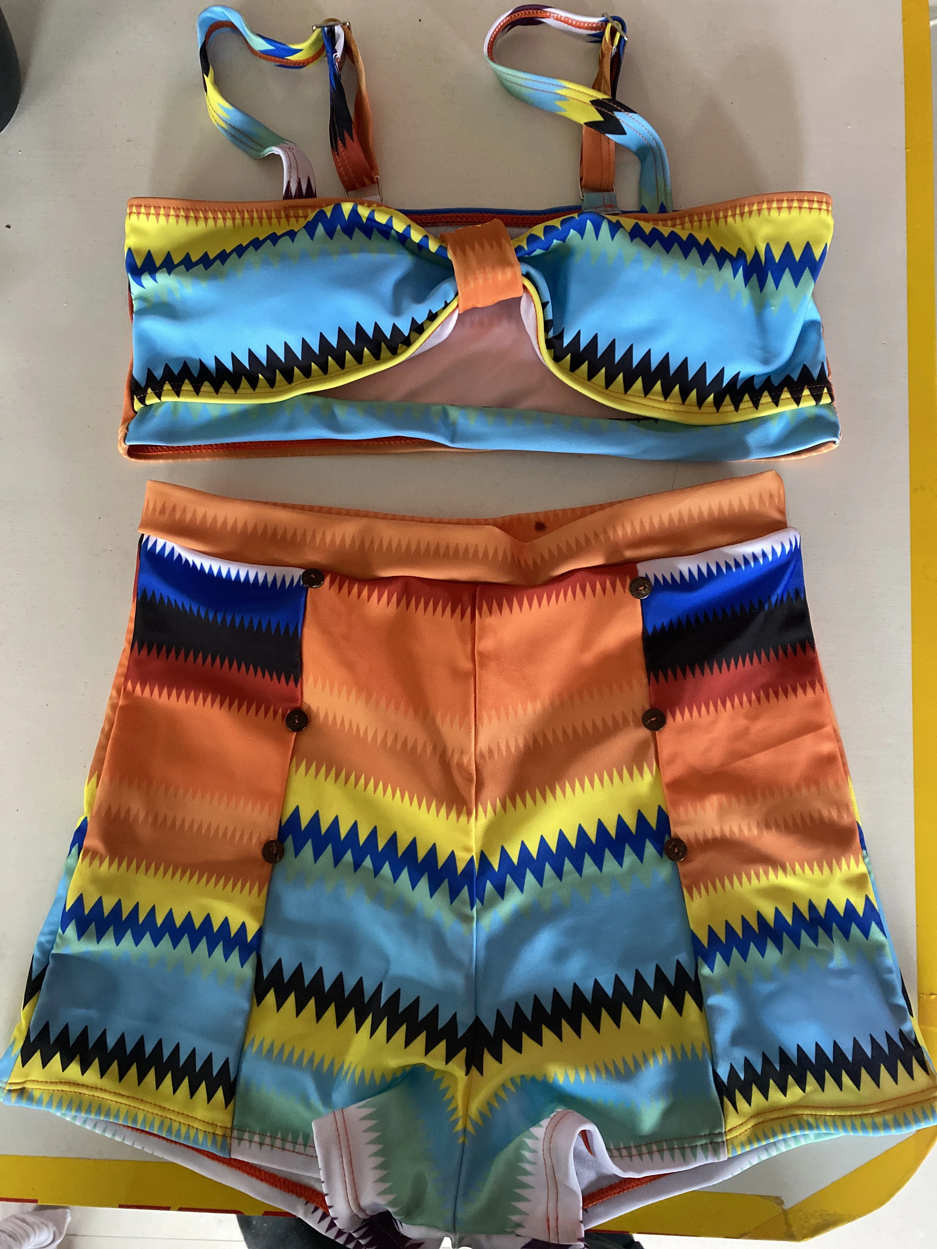 

Spaghetti Strap Colorful Striped Print Bikini Set Sexy Push Up Beachwear Summer High Waist Buttons Bather Two Piece Swimsuits