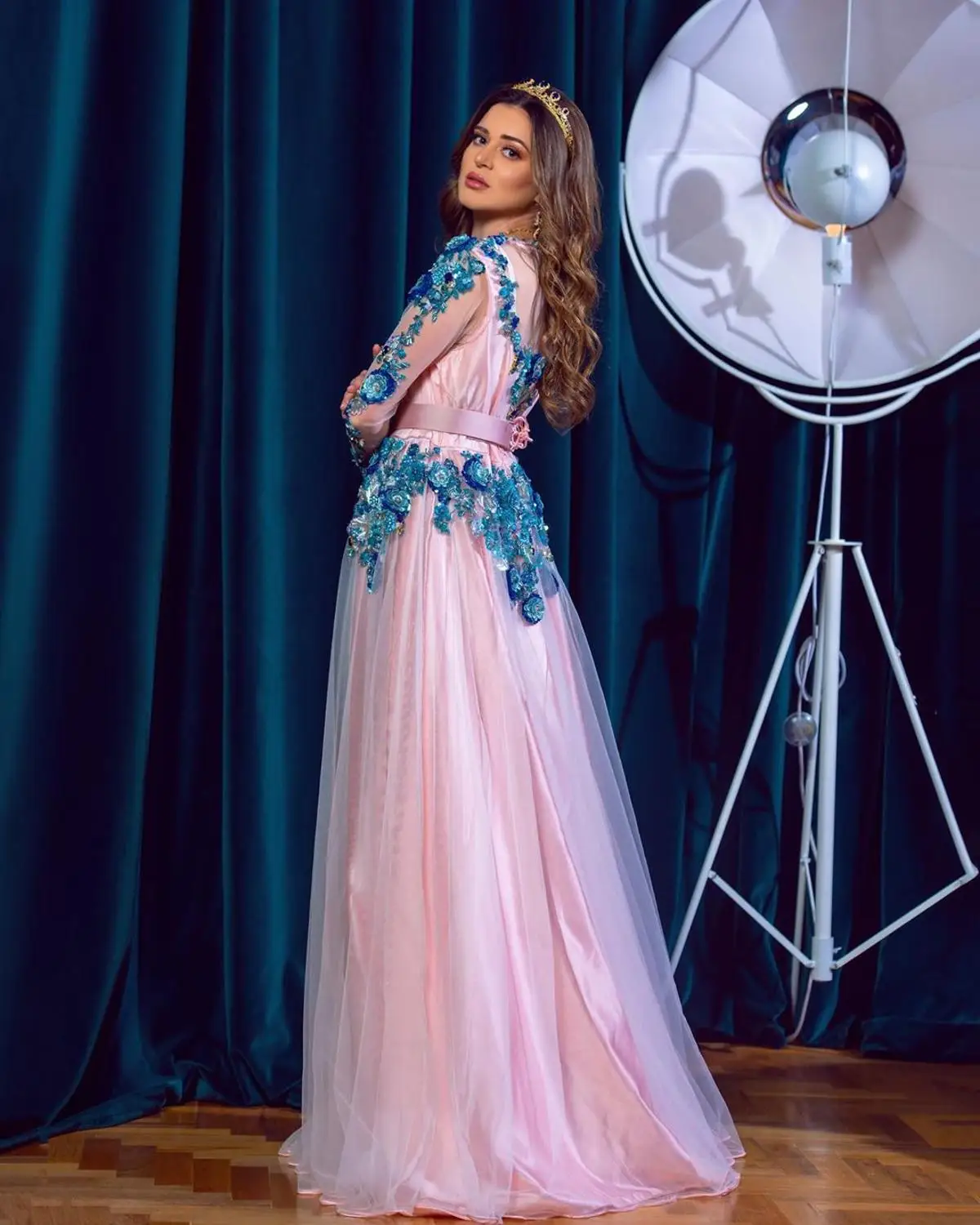 Bbonlinedress марокканское вечернее платье Caftan с вышитыми аппликациями длинное