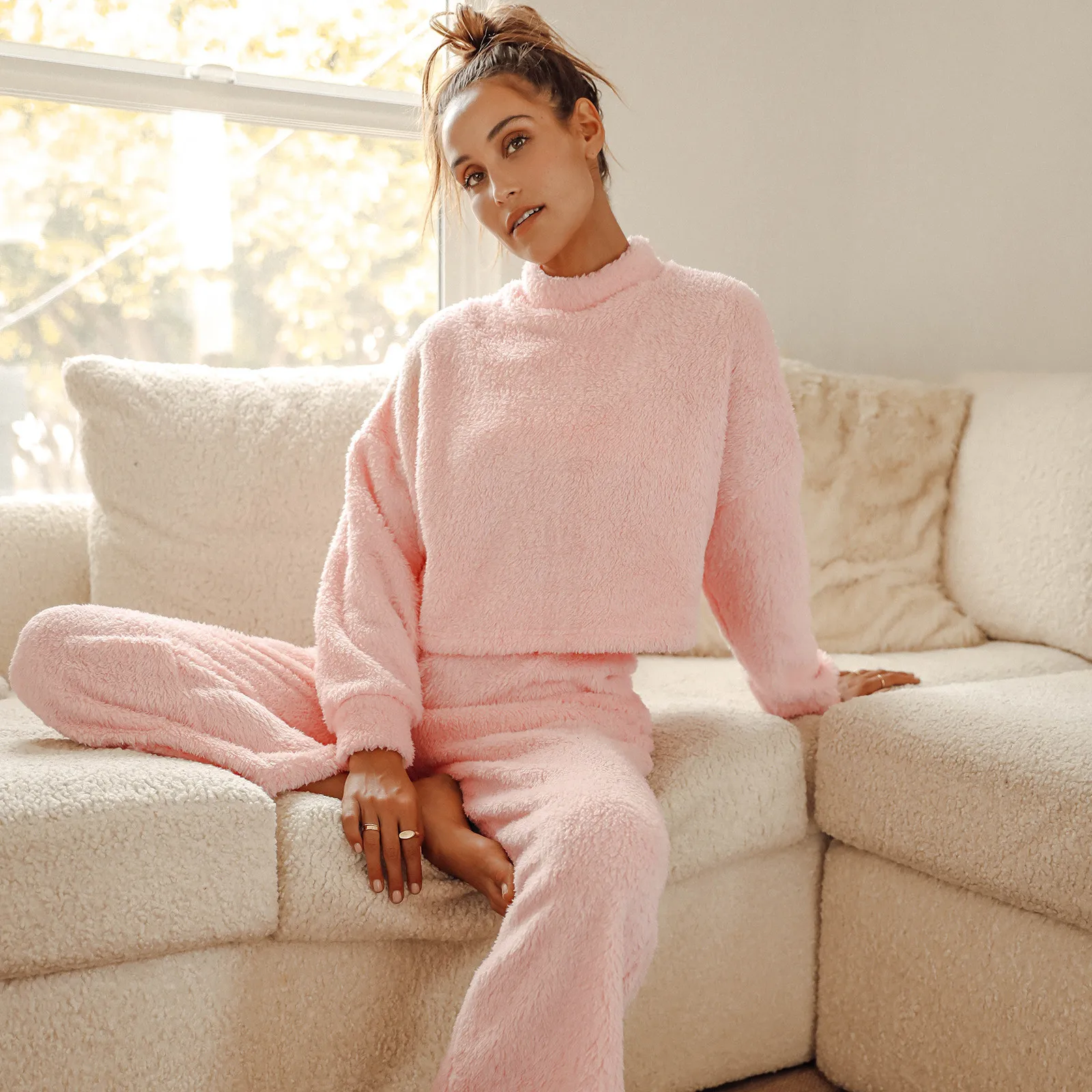 

Loose Casual Long Sport Pants Plush Comfortable Short Hoodie Suits Women's Knitted Tracksuit 2022 Winter Fashion 2 Pieces Sets