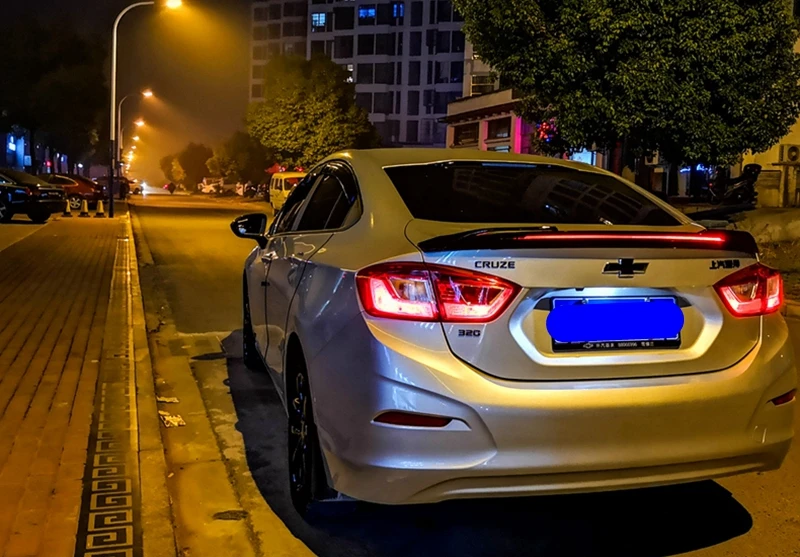 ABS пластик красный черный белый цвет крыла заднего спойлер багажника с Led