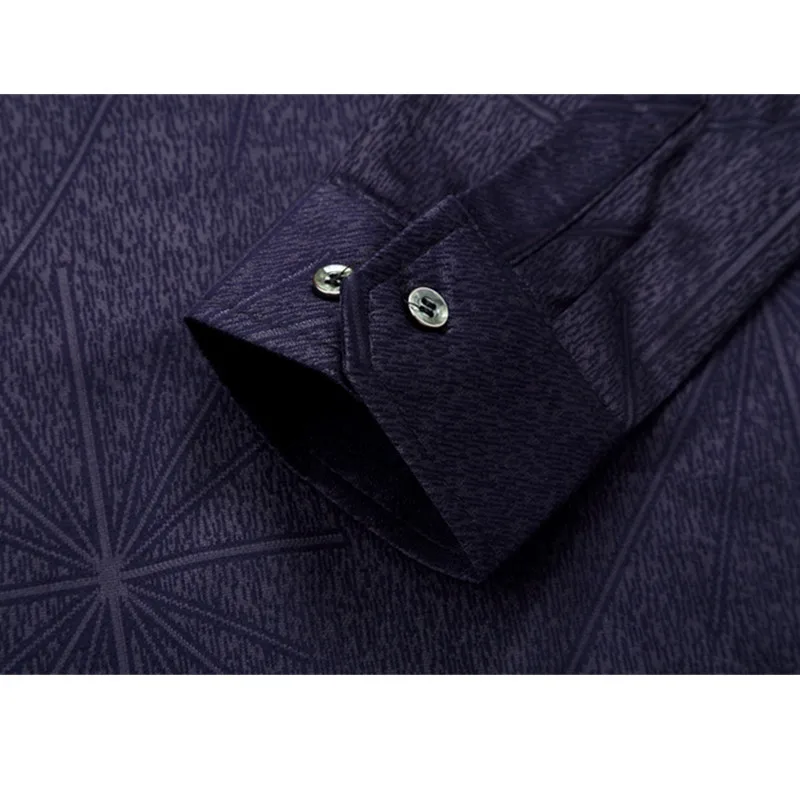 Рубашка мужская классическая с длинным рукавом саржевая деловая отложным