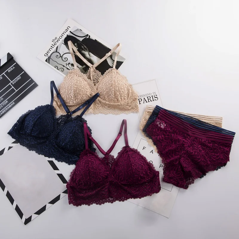 Комплект женского кружевного нижнего белья с вышивкой без косточек|Комплекты