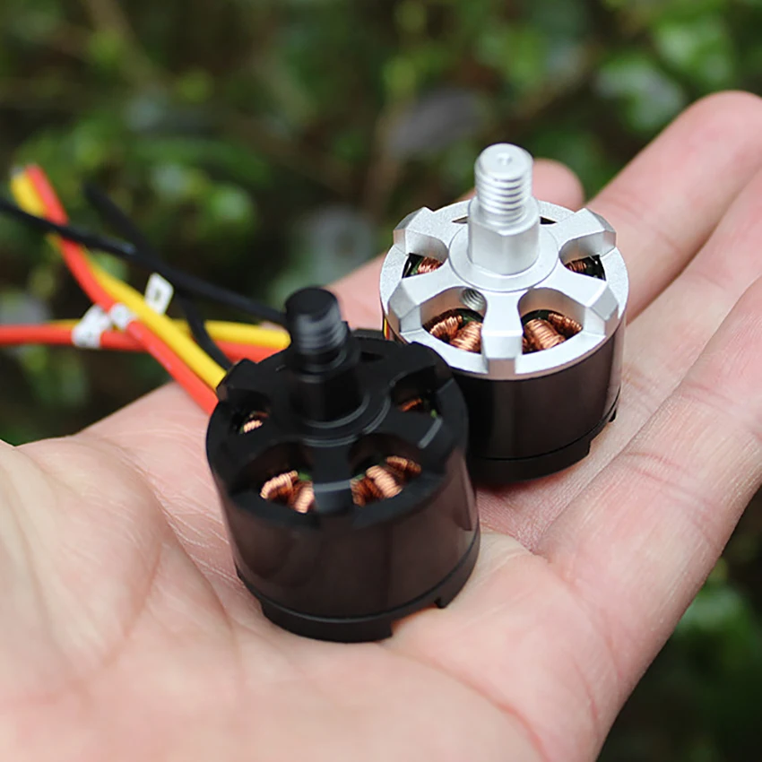 2212 870KV бесщеточный двигатель с M6 положительной/отрицательной резьбой для F450 F550