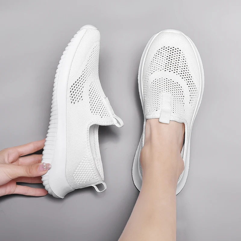 Damyuan 2020 New Fashion Sock Sneakers Flat Shoes Women Shoes Slip on Platform Sneakers Women Casual Black Breathable Mesh Sock