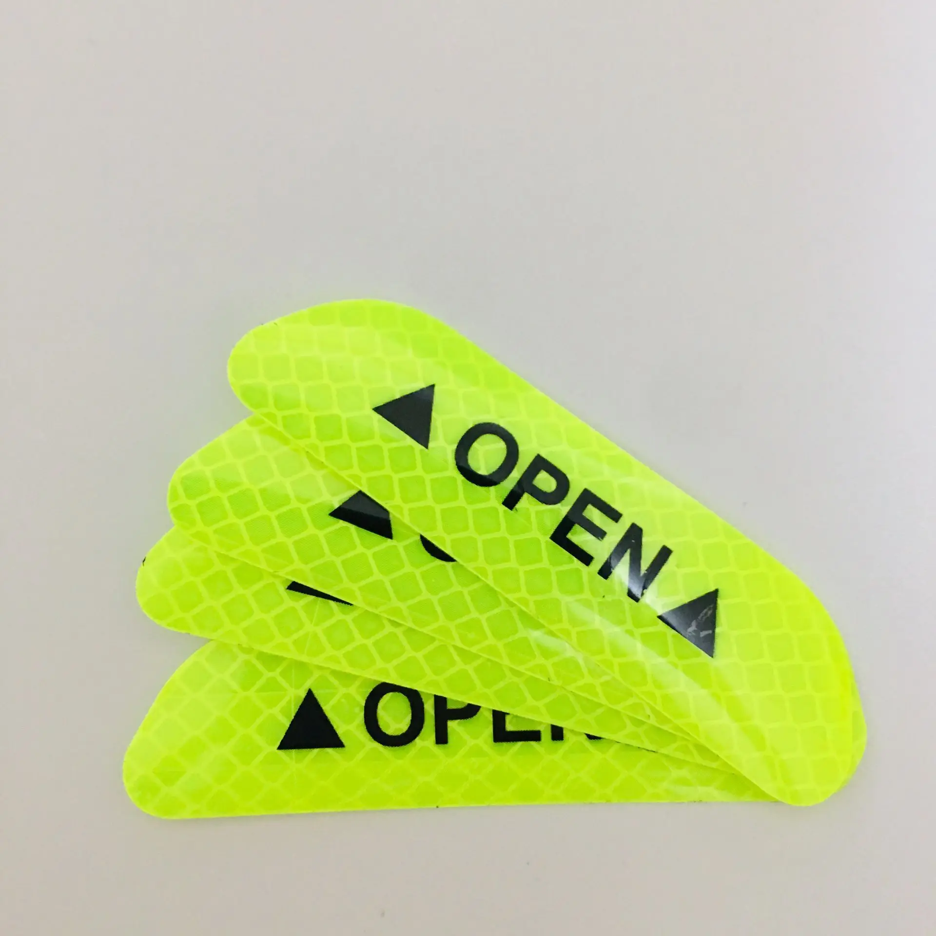 

4pcs Car OPEN Reflective Tape Warning Mark Reflective Open Notice Bicycle Accessories Exterior Car Door Stickers DIY