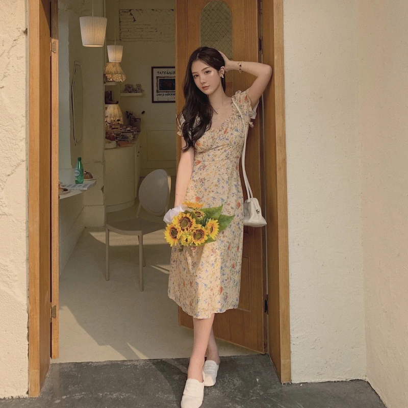 Платье женское Винтажное с глубоким V-образным вырезом и оборками пикантное