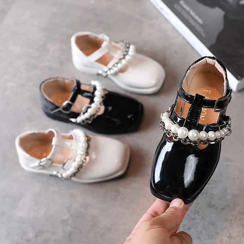 

Детские туфли на низком каблуке с жемчугом, кожаные кроссовки для девочек, обувь для принцесс на весну/лето, 2021