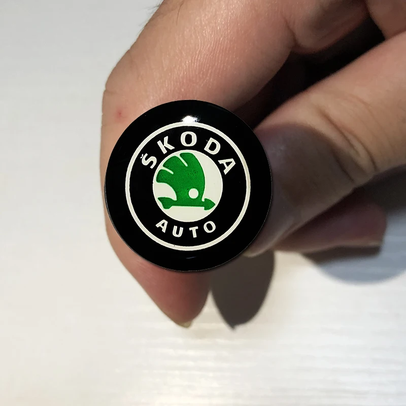 Автомобильные аксессуары освежитель воздуха на вентиляционное отверстие духов