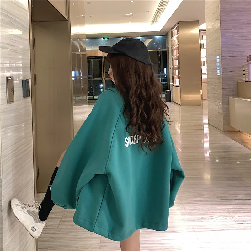 

Осенняя Женская одежда, свитшоты с надписью и воротником-стойкой, свободный плотный свитер в Корейском стиле, кардиган на молнии, пальто с д...