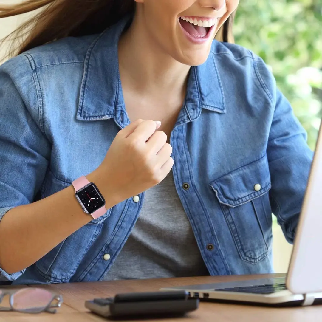 Силиконовый спортивный ремешок для iWatch 5, 40 мм, 44 мм, цветной мягкий браслет, ремешок для Apple Watch, 42 мм, 38 мм, 1, 2, 3, 4, аксессуары
