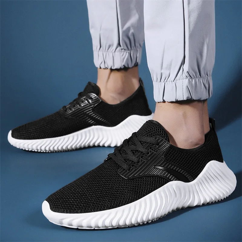 

Men's running Shoes Flying weaving Mesh Comfortable Breathable Sneakers Antislip Superior Impact Cushioning jogging shoes white