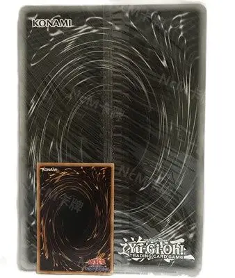 

Yu-Gi-Oh DUOV Blue Eyes White Dragon Black and White Comic Style Extra Large Blue Eyes Watch Card (Out of print product)