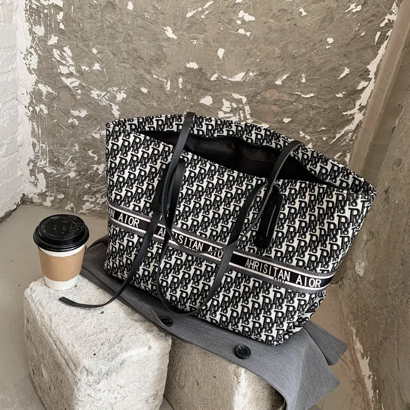 

Purses Handbags Luxury Designer Portable Tote Bag Simple Large Capacity Bag Women 2021 New Fashion Denim Shoulder Bag