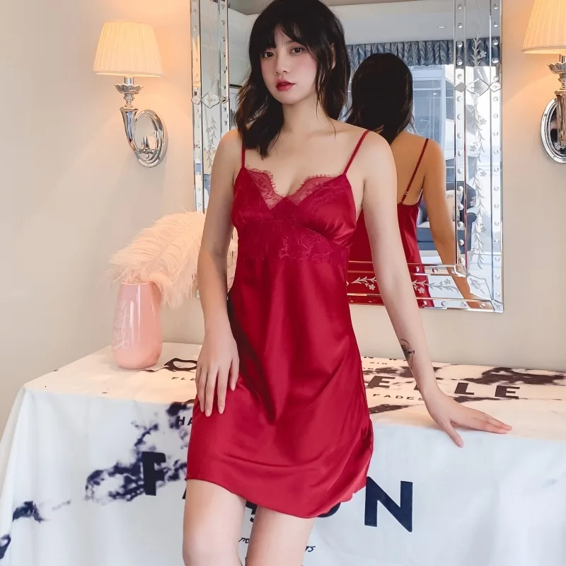 Имитирующий натуральный шелк комплект из двух предметов: камзол с куриным филе