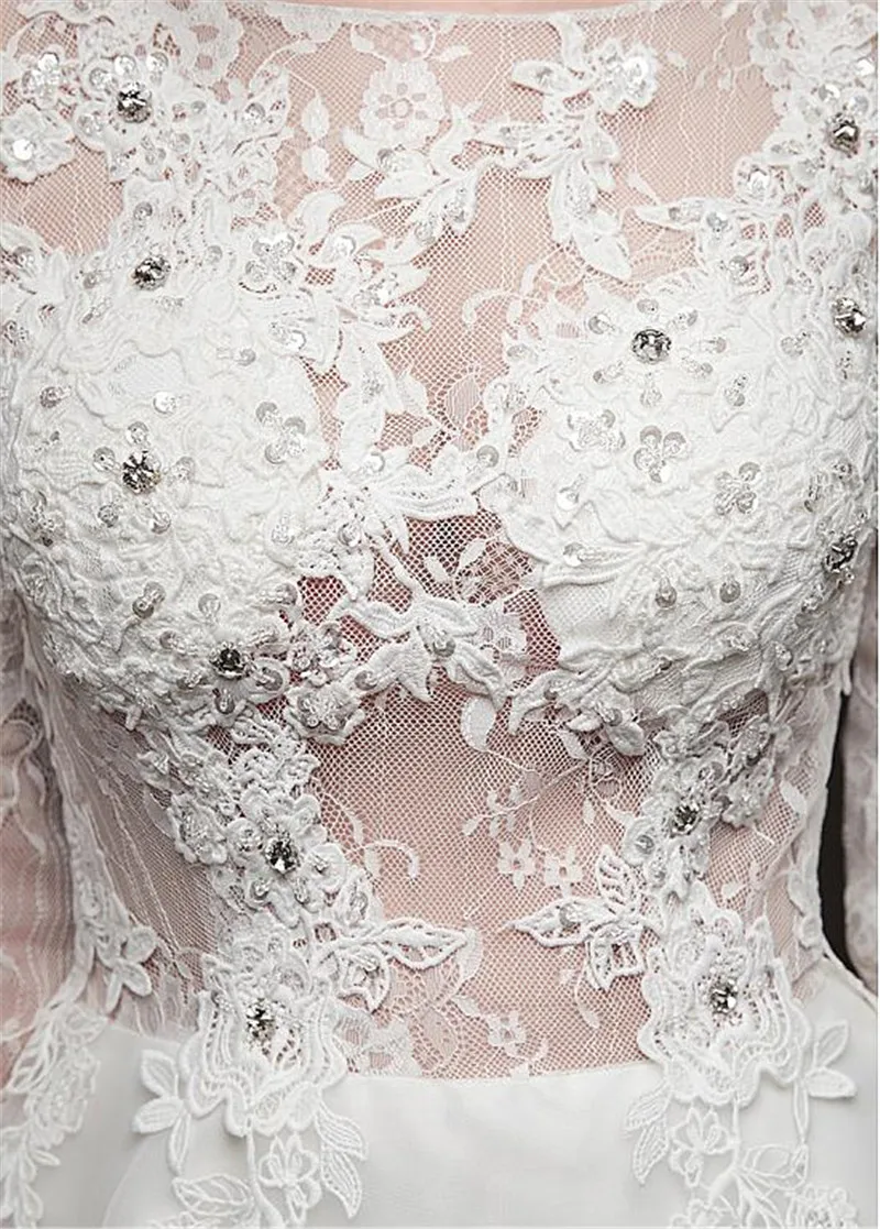 Женское кружевное платье с длинными рукавами простое весеннее в пол V-образным