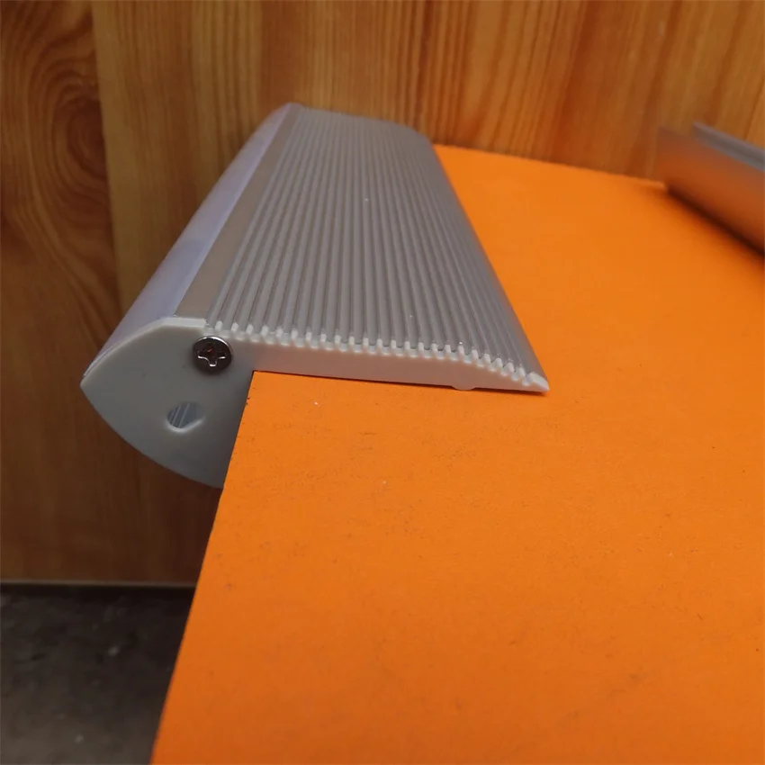 

Free Shipping NEW type floor aluminum profile with milky or clear cover,end caps and clips for led bar light decoration