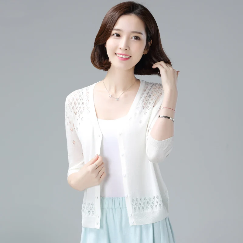 Женский вязаный кардиган однотонный тонкий короткий из вискозы с рукавом три