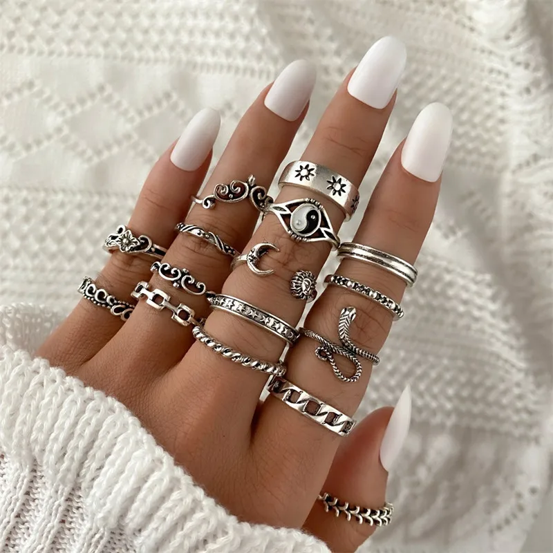 

Retro Ring Set Alloy Snake Moon Sun Gossip Temperament Personality Unisex Ring For Men Women Fashion Trend Jewelry Set