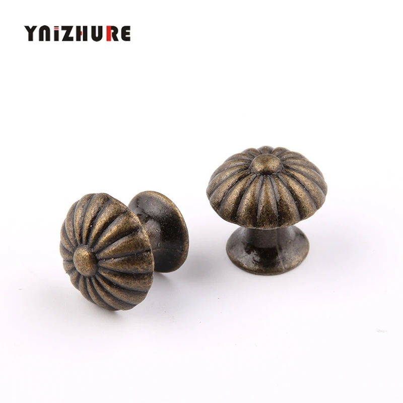 Специальное предложение ручки для шкафа 2 шт. 18*17 мм маленькая бронзовая