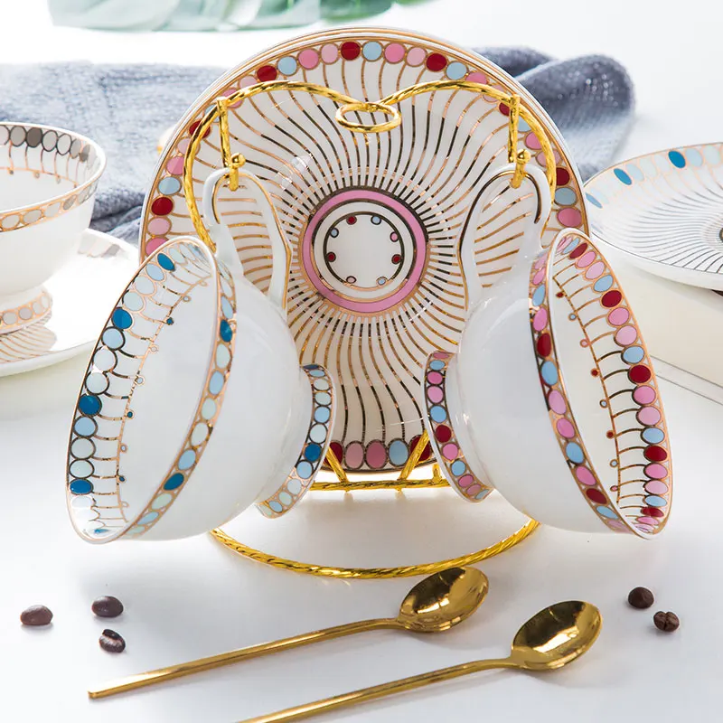 Европейская Камея дизайн розница дешевая чашка для чая и блюдце керамическое |