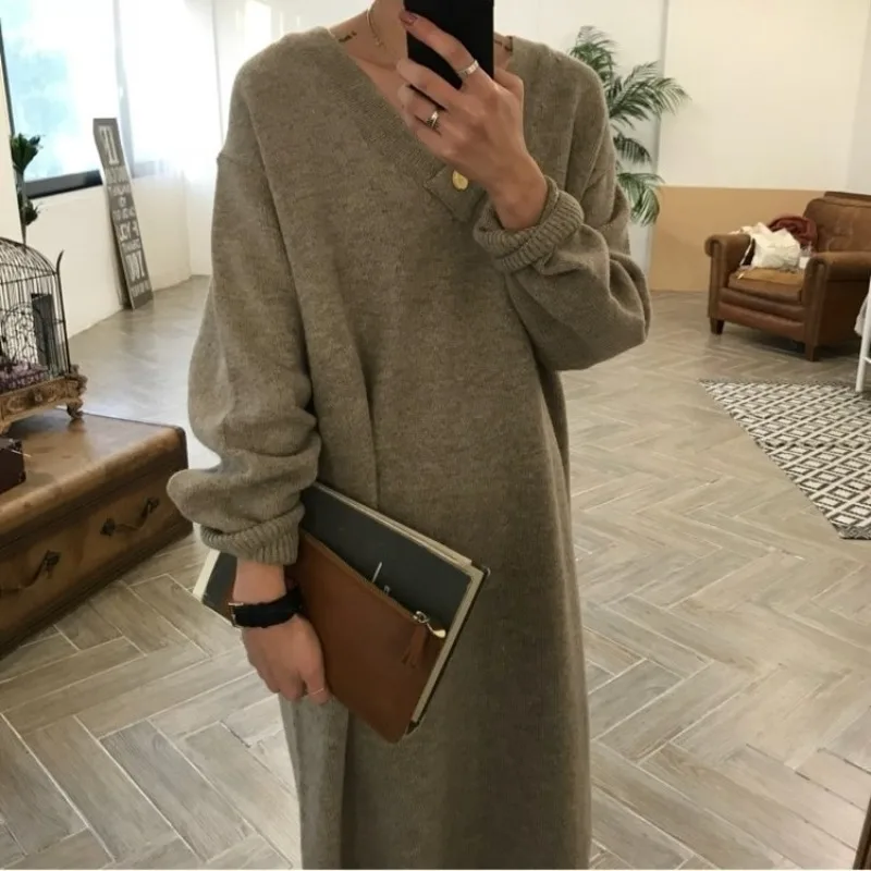 

New Autumn Winter V-neck Thick Long Sleeve Sweater Dress for Women Loose Winter Straight Knitted Oversized Dress Robe Vestido