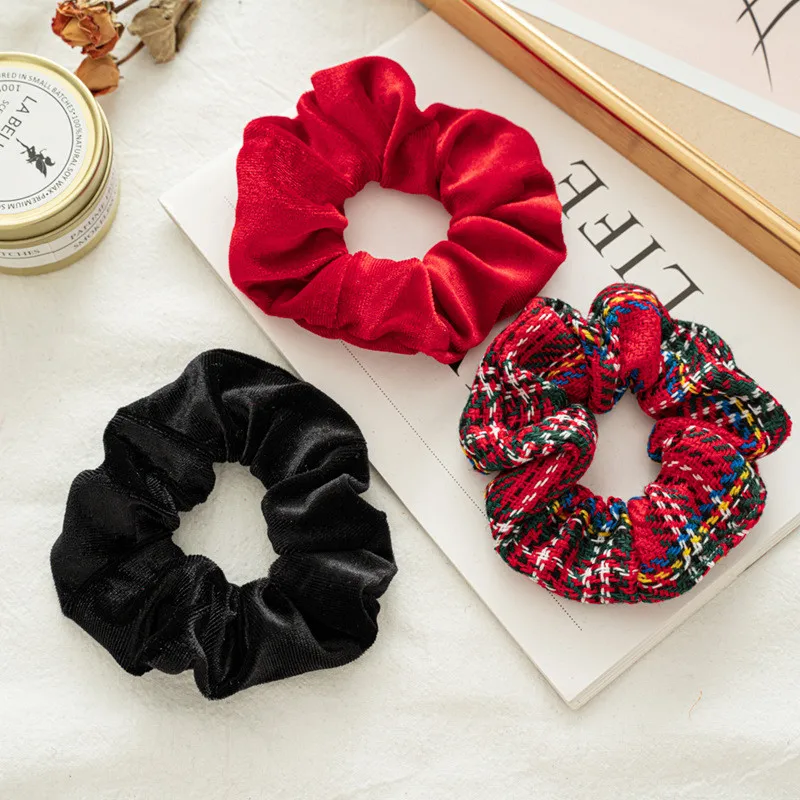 

Christmas Women Scrunchies Elastic Hair Rubber Red Hair Ring Christmas Ornaments Velvet Ponytail Holder Hair Band Accessories