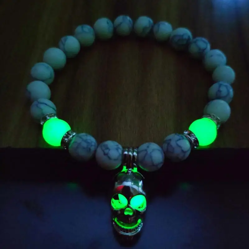

8mm Natural Stones Luminous Skull Pendant Bracelet Glowing In The Dark Charm Bracelet for Women Men Fluorescence Jewelry
