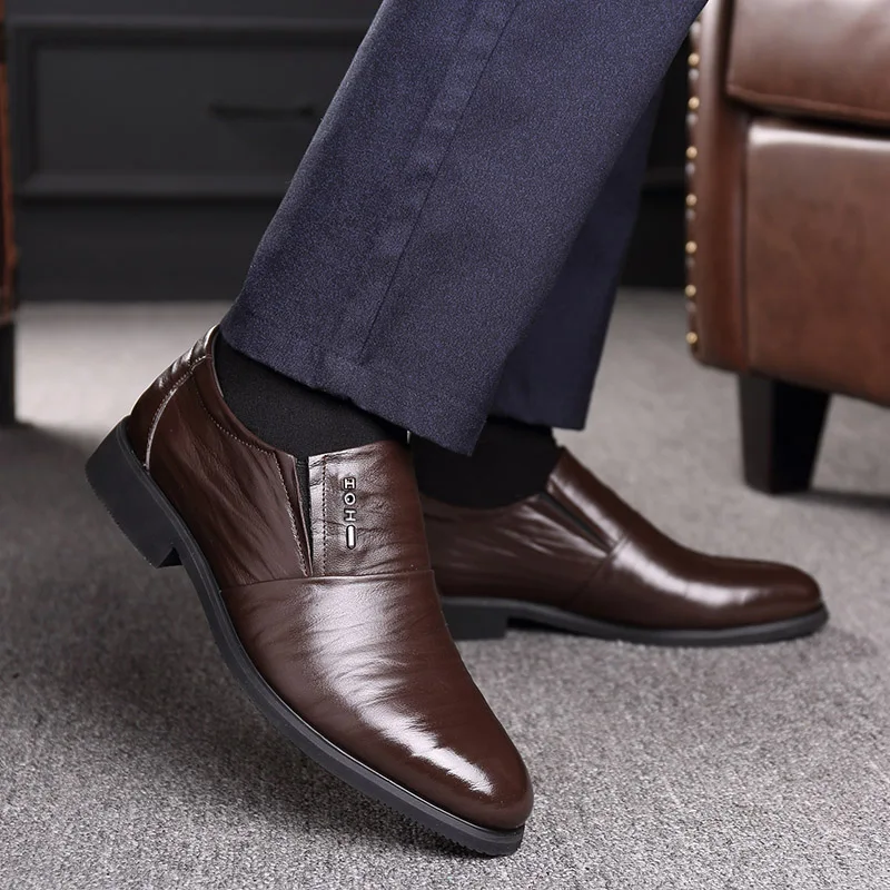 

Original Formal Dress Shoes for Men Cow Split Leather Misalwa Elastic Band Slip-on Retro Men Business Shoes Stain Resistant